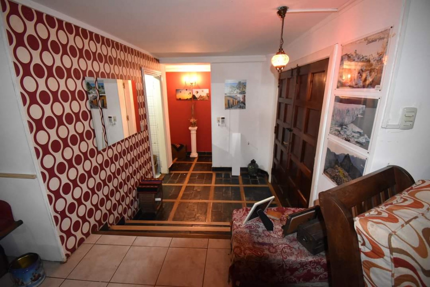 IMPECABLE CHALET DE 4 AMBIENTES CON PISCINA. CAISAMAR