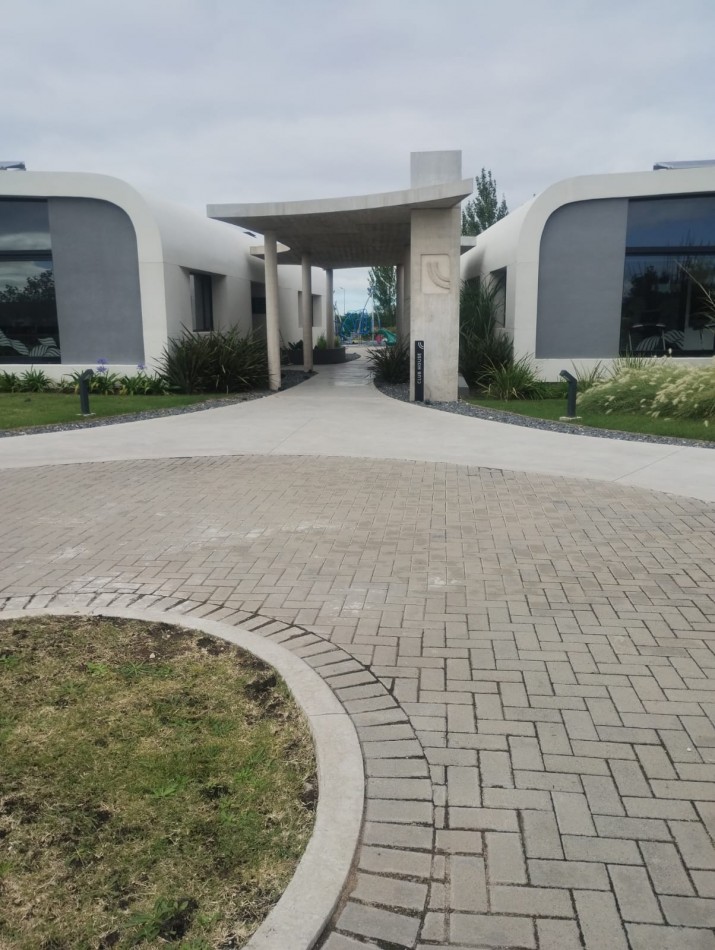 LOTE EN VENTA. DEVELOPER PARK. 618 METROS. SECTOR BIOS 2. ACEPTA PERMUTA.