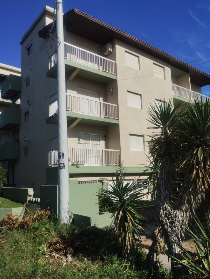 DEPARTAMENTO DE 2 AMBIENTES CON BALCON. A MEDIA CUADRA DEL MAR. VILLA GESELL
