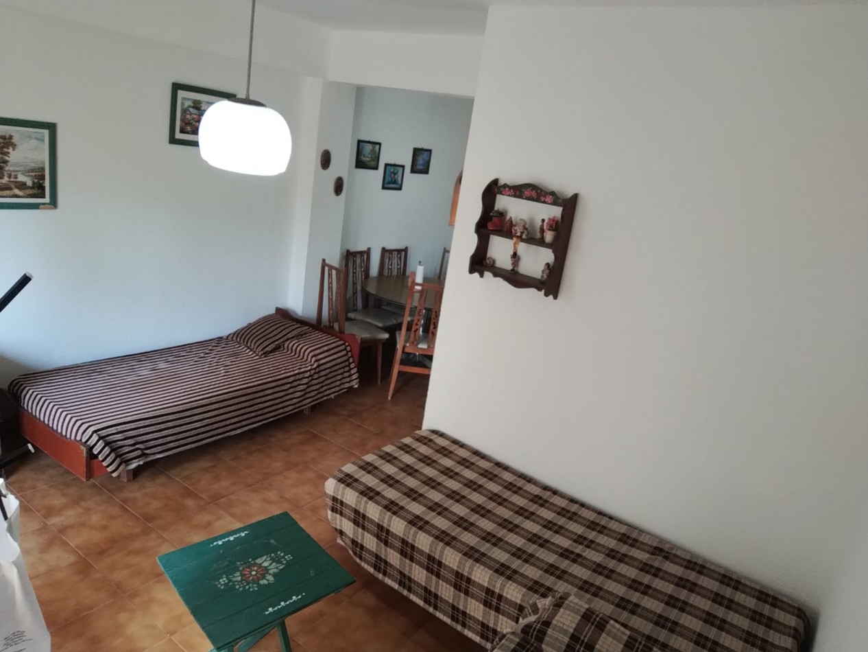 DEPARTAMENTO DE 2 AMBIENTES CON BALCON. A MEDIA CUADRA DEL MAR. VILLA GESELL