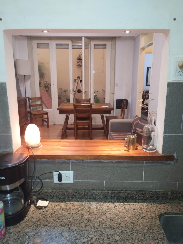 3 AMBIENTES EN PLANTA BAJA. DOS PATIOS. ZONA GUEMES