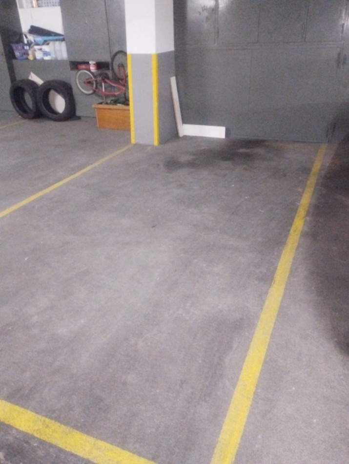 SEMIPISO DE 5 AMBIENTES CON COCHERA DOBLE. DIAGONAL ALBERDI AL 2500. 