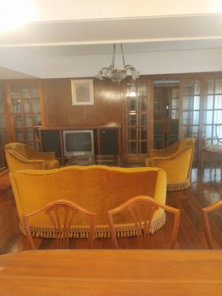 SEMIPISO DE 5 AMBIENTES CON COCHERA DOBLE. DIAGONAL ALBERDI AL 2500. 