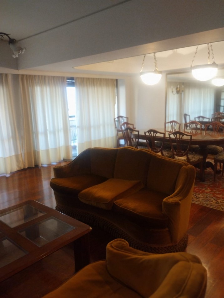SEMIPISO DE 5 AMBIENTES CON COCHERA DOBLE. DIAGONAL ALBERDI AL 2500. 