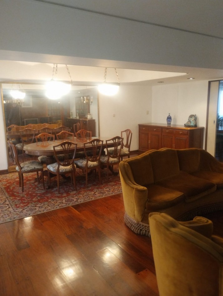 SEMIPISO DE 5 AMBIENTES CON COCHERA DOBLE. DIAGONAL ALBERDI AL 2500. 