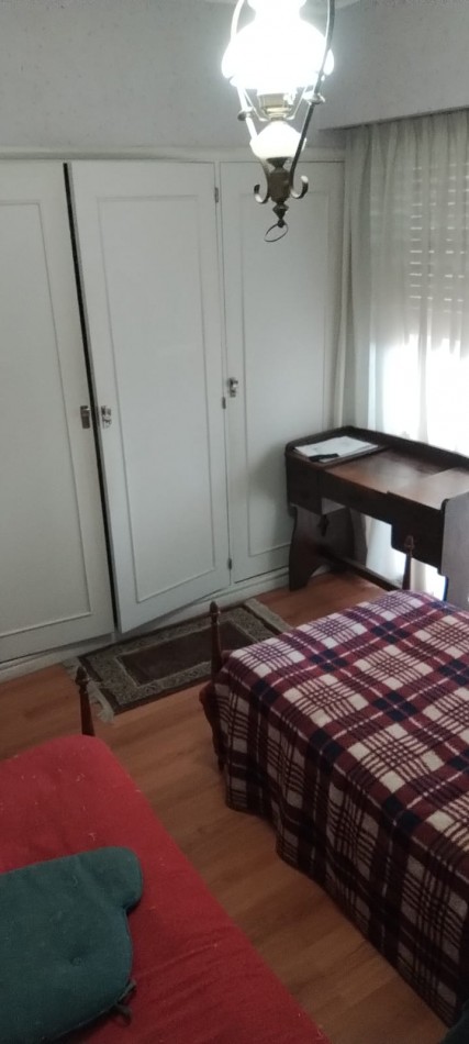 SEMIPISO DE 5 AMBIENTES CON COCHERA DOBLE. DIAGONAL ALBERDI AL 2500. 