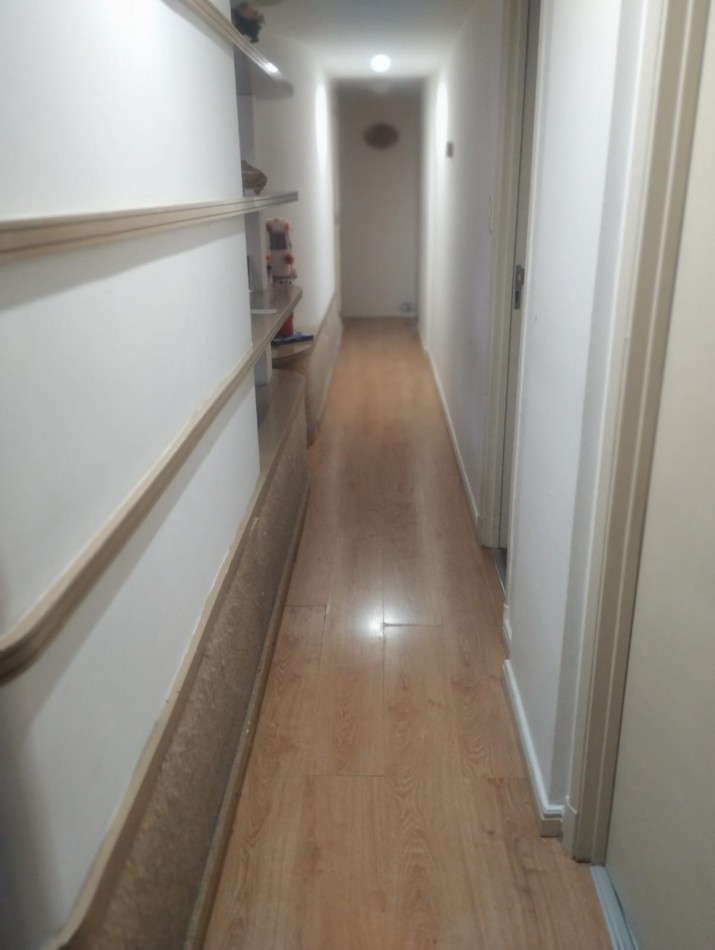 SEMIPISO DE 5 AMBIENTES CON COCHERA DOBLE. DIAGONAL ALBERDI AL 2500. 