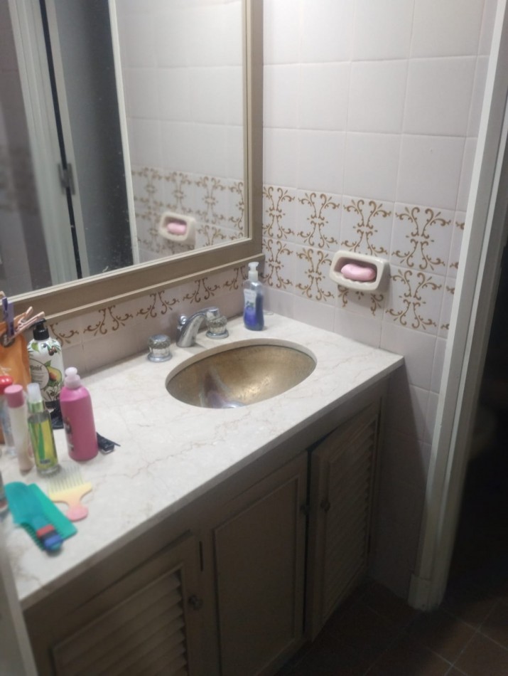 SEMIPISO DE 5 AMBIENTES CON COCHERA DOBLE. DIAGONAL ALBERDI AL 2500. 