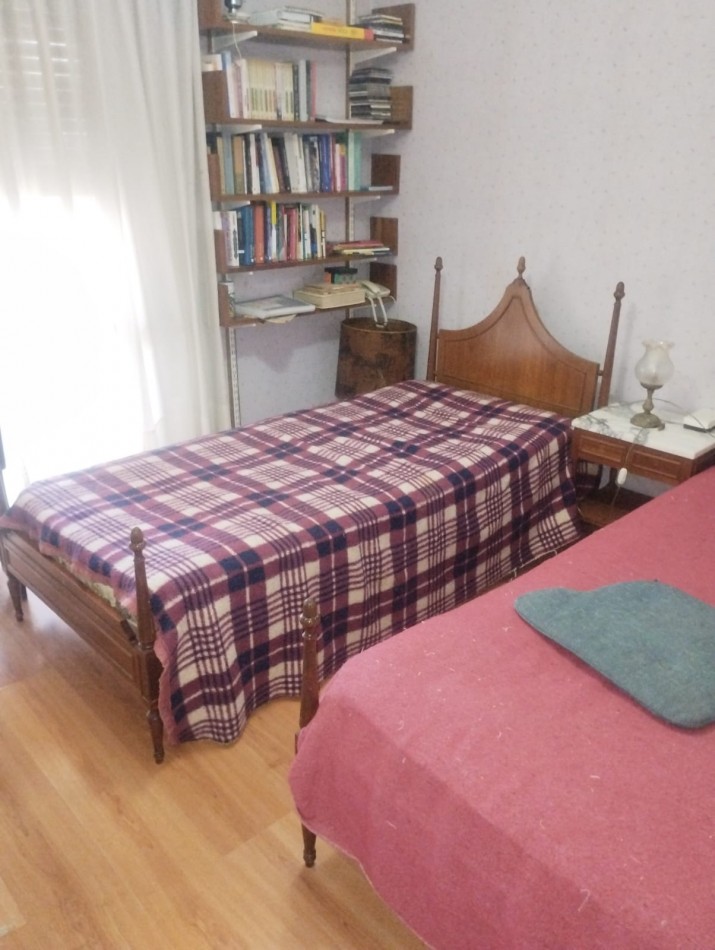 SEMIPISO DE 5 AMBIENTES CON COCHERA DOBLE. DIAGONAL ALBERDI AL 2500. 
