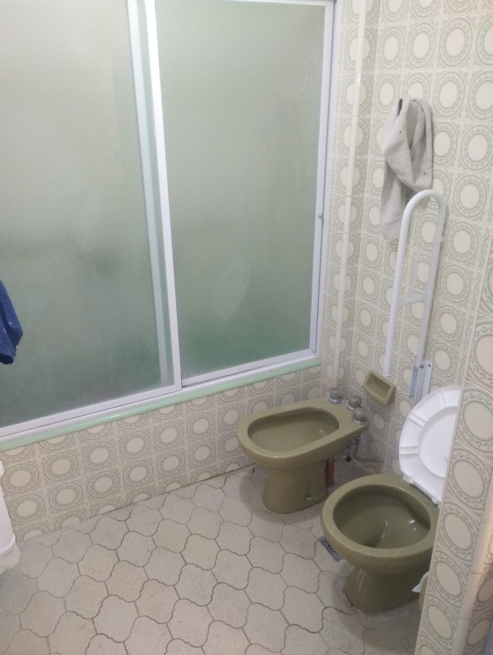 SEMIPISO DE 5 AMBIENTES CON COCHERA DOBLE. DIAGONAL ALBERDI AL 2500. 