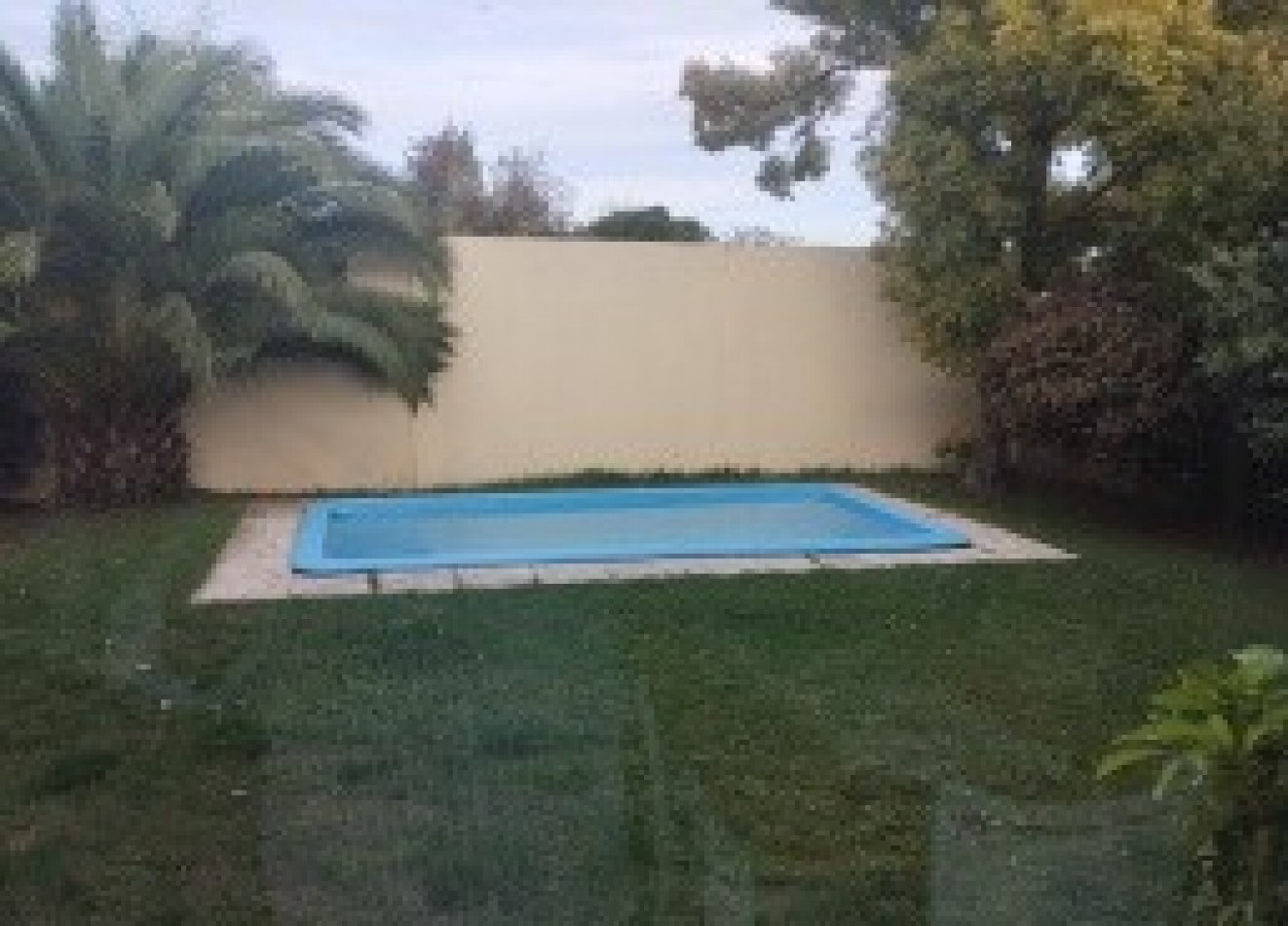 IMPORTANTE PROPIEDAD DE 8 AMBIENTES EN EL CORAZON DE SAN CARLOS. POSIBILIDAD DE PERMUTA MENOR VALOR.