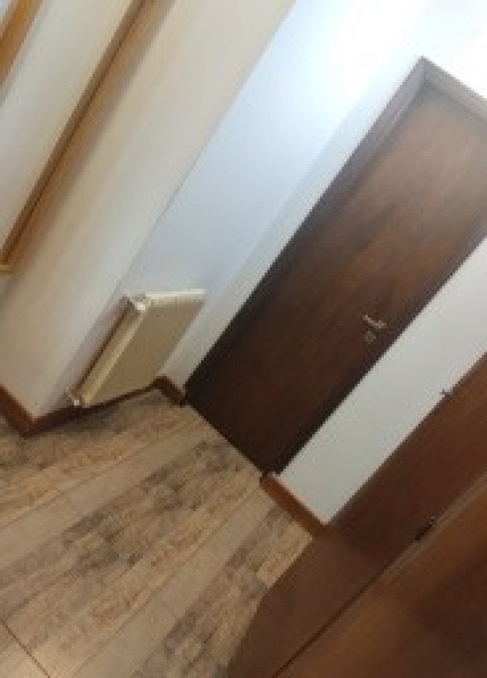 IMPORTANTE PROPIEDAD DE 8 AMBIENTES EN EL CORAZON DE SAN CARLOS. POSIBILIDAD DE PERMUTA MENOR VALOR.