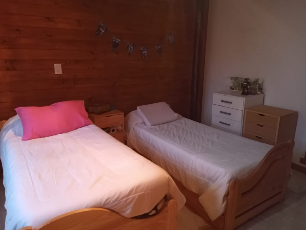 CASA EN DUPLEX DE 2 AMBIENTES. ACANTILADOS. CERCA DEL GOLF