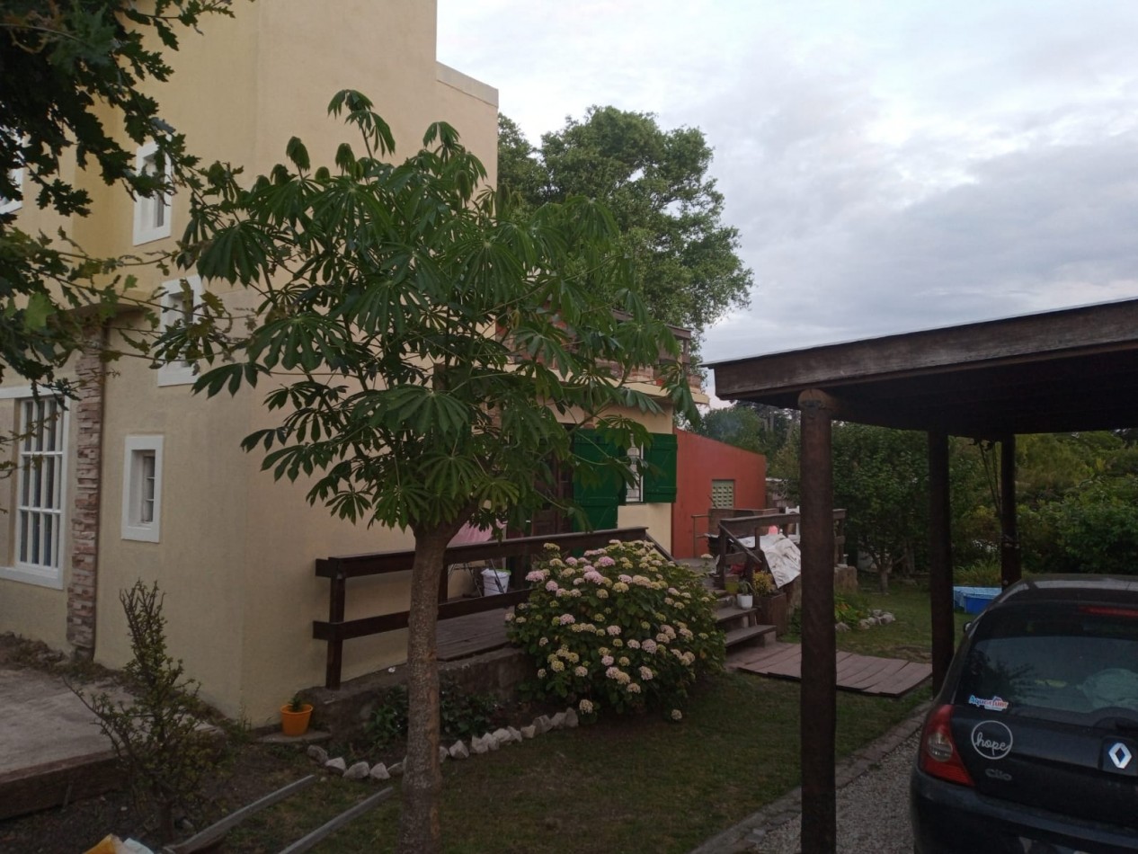 CASA EN DUPLEX DE 2 AMBIENTES. ACANTILADOS. CERCA DEL GOLF
