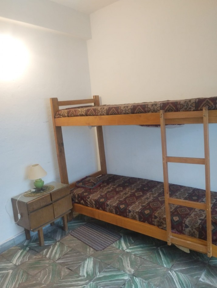 CASA DE 5 AMBIENTES EN SAN EDUARDO DEL MAR. CERCA DE MIRAMAR Y PEGADO A EL MARQUESADO