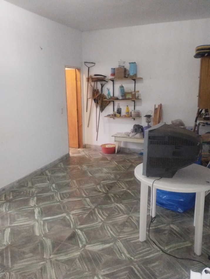 CASA DE 5 AMBIENTES EN SAN EDUARDO DEL MAR. CERCA DE MIRAMAR Y PEGADO A EL MARQUESADO