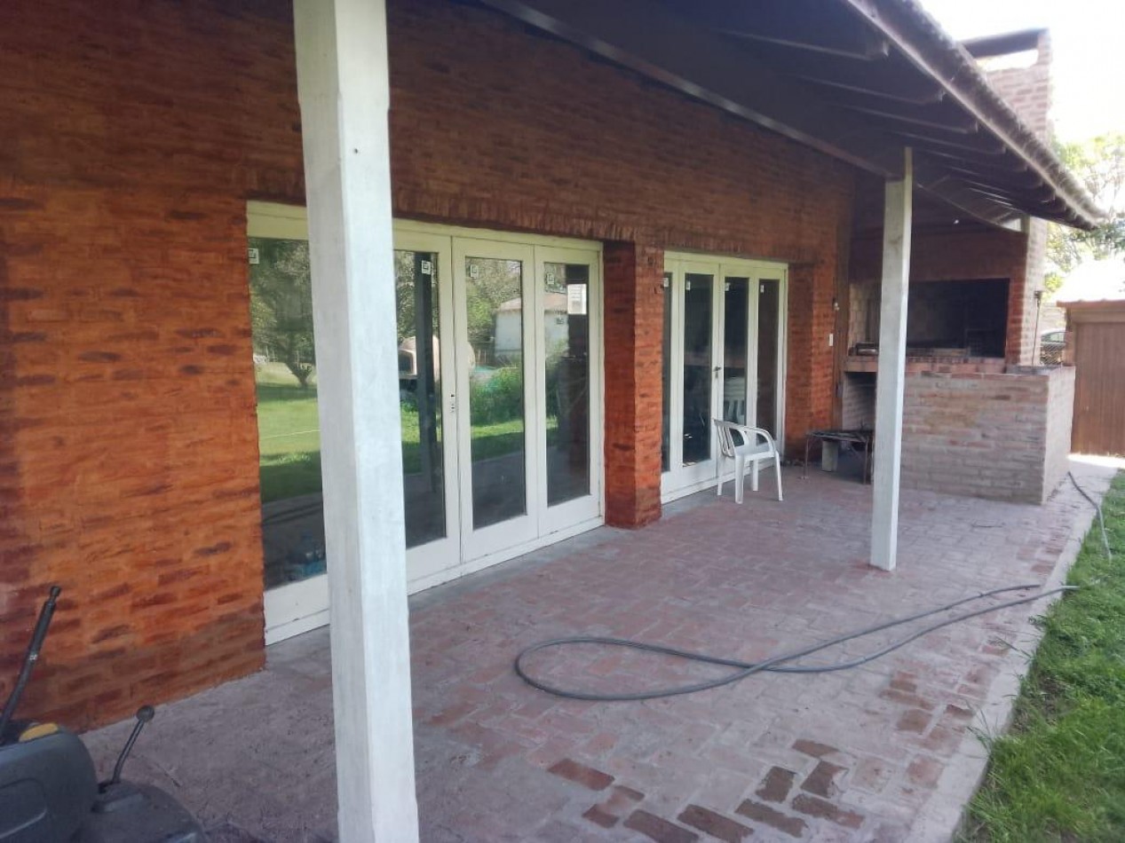 IMPORTANTE PREDIO CON IMPECABLE CHALET EN CORONEL VIDAL. IDEAL DESARROLLO TURISTICO. 5200 METROS CUADRADOS CERCANO A RUTA 2