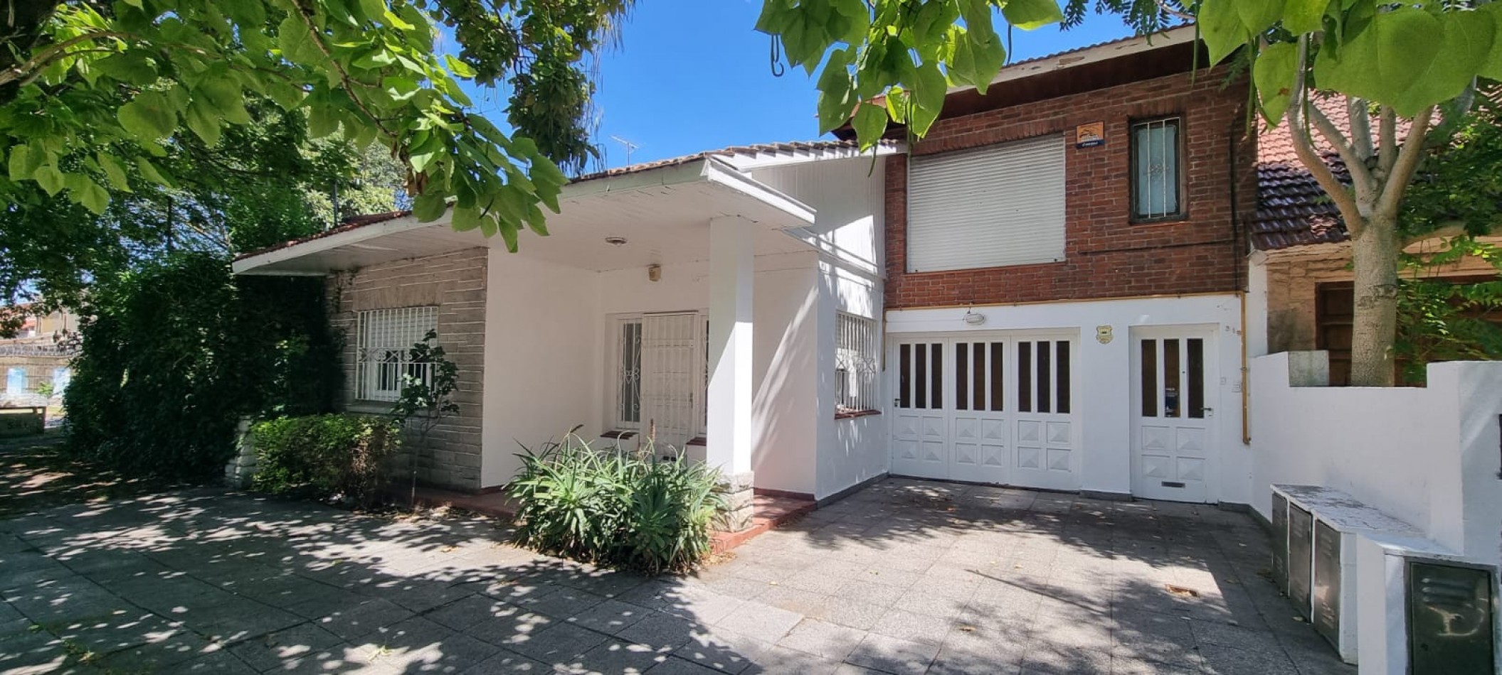 CHALET EN PH DE 4 AMBIENTES. PARQUE LURO. ESCRIBANIA DESIGNADA.