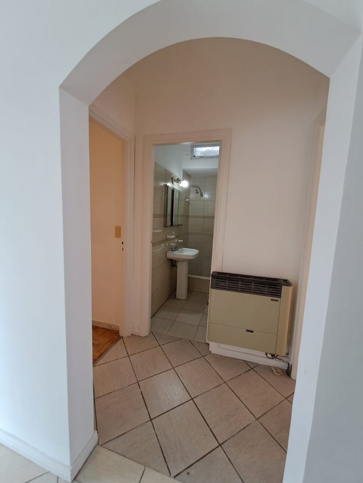 CHALET EN PH DE 4 AMBIENTES. PARQUE LURO. ESCRIBANIA DESIGNADA.
