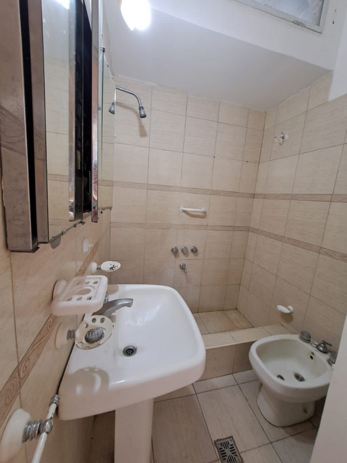 CHALET EN PH DE 4 AMBIENTES. PARQUE LURO. ESCRIBANIA DESIGNADA.
