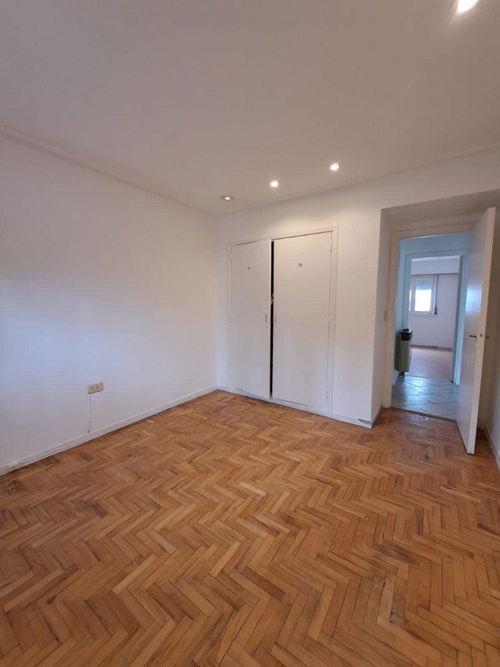 CHALET EN PH DE 4 AMBIENTES. PARQUE LURO. ESCRIBANIA DESIGNADA.