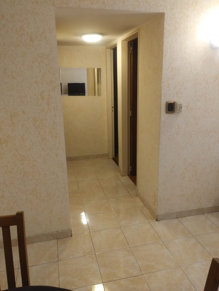 DEPARTAMENTO DE 2 AMBIENTES A LA CALLE CON MUEBLES. A METROS DE PEATONAL SAN MARTIN