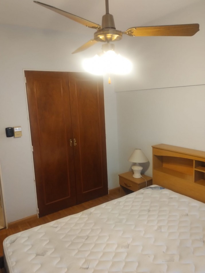 DEPARTAMENTO DE 2 AMBIENTES A LA CALLE CON MUEBLES. A METROS DE PEATONAL SAN MARTIN