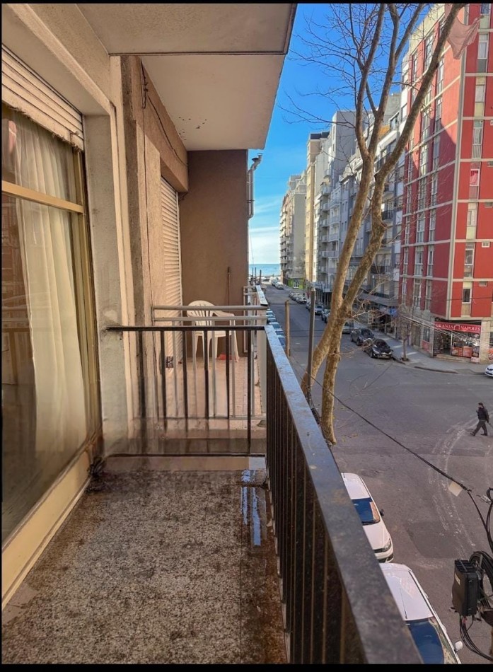 DEPARTAMENTO DE 2 AMBIENTES A LA CALLE CON BALCON. ZONA ALDREY.