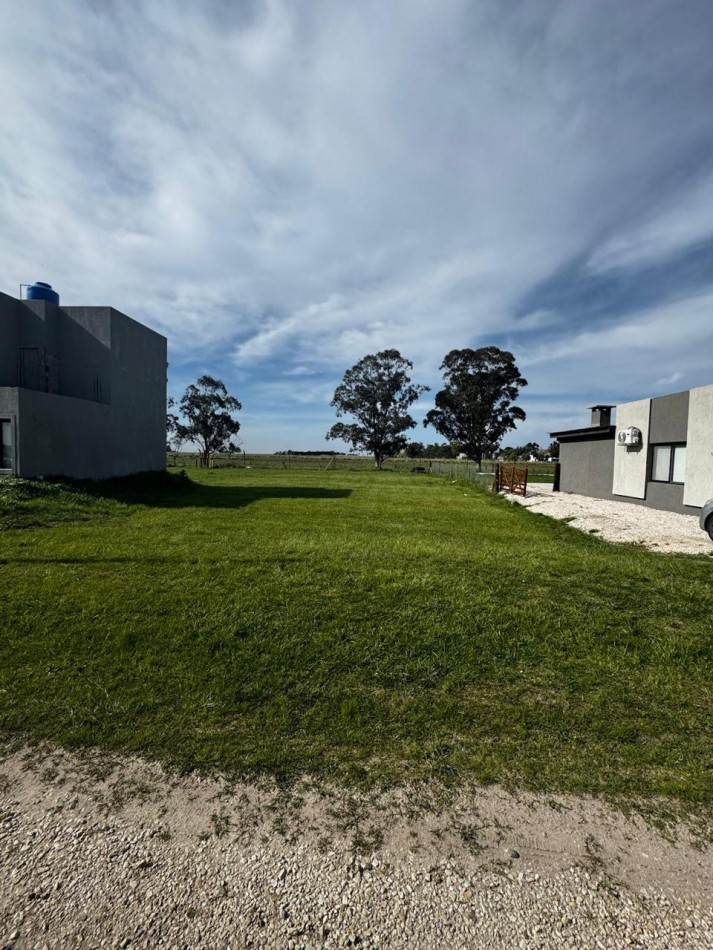 LOTE EN VENTA COUNTRY COSTA DEL SOL. 