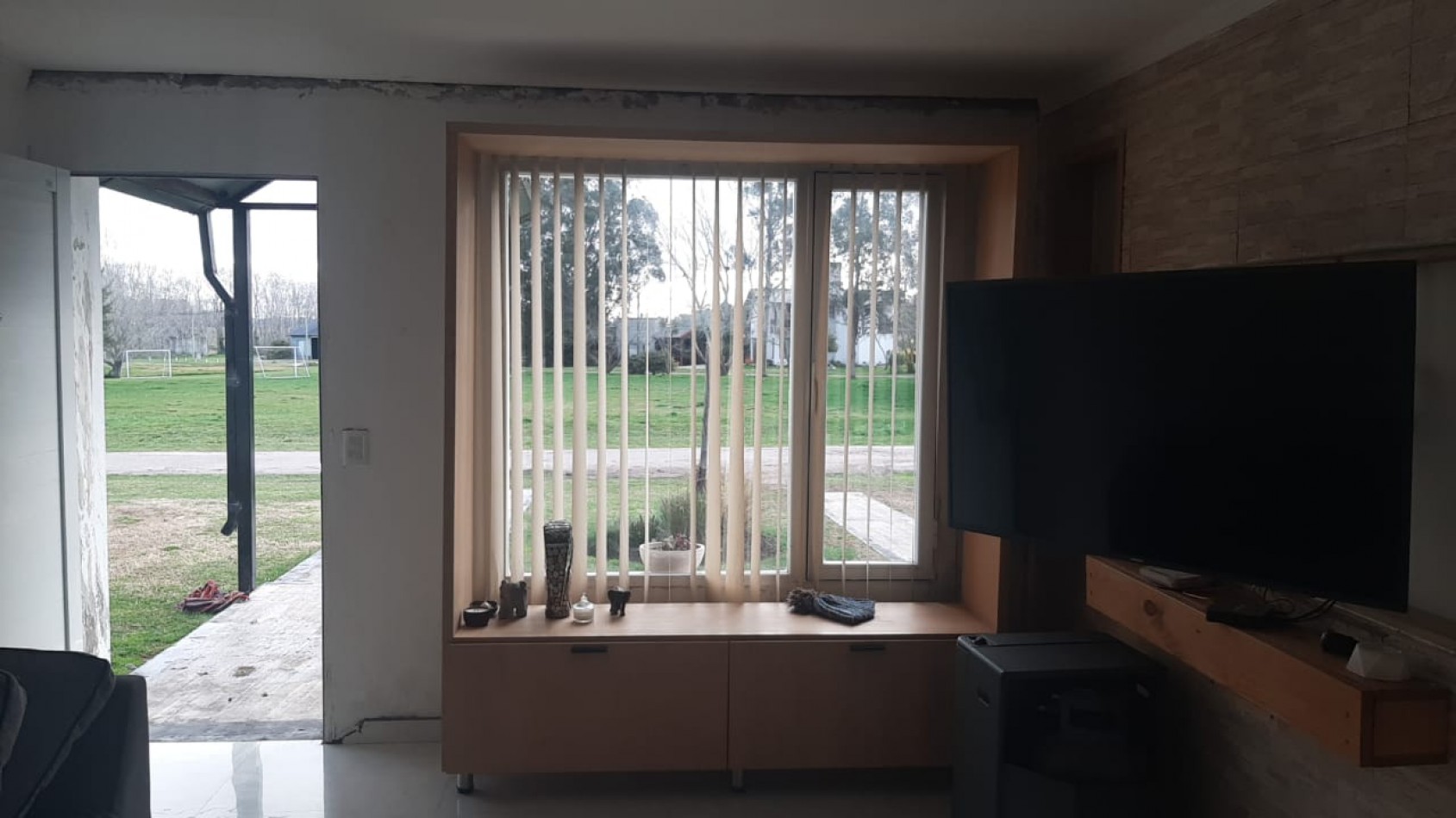 CASA DE 4 AMBIENTES EN BARRIO COSTA DEL SOL