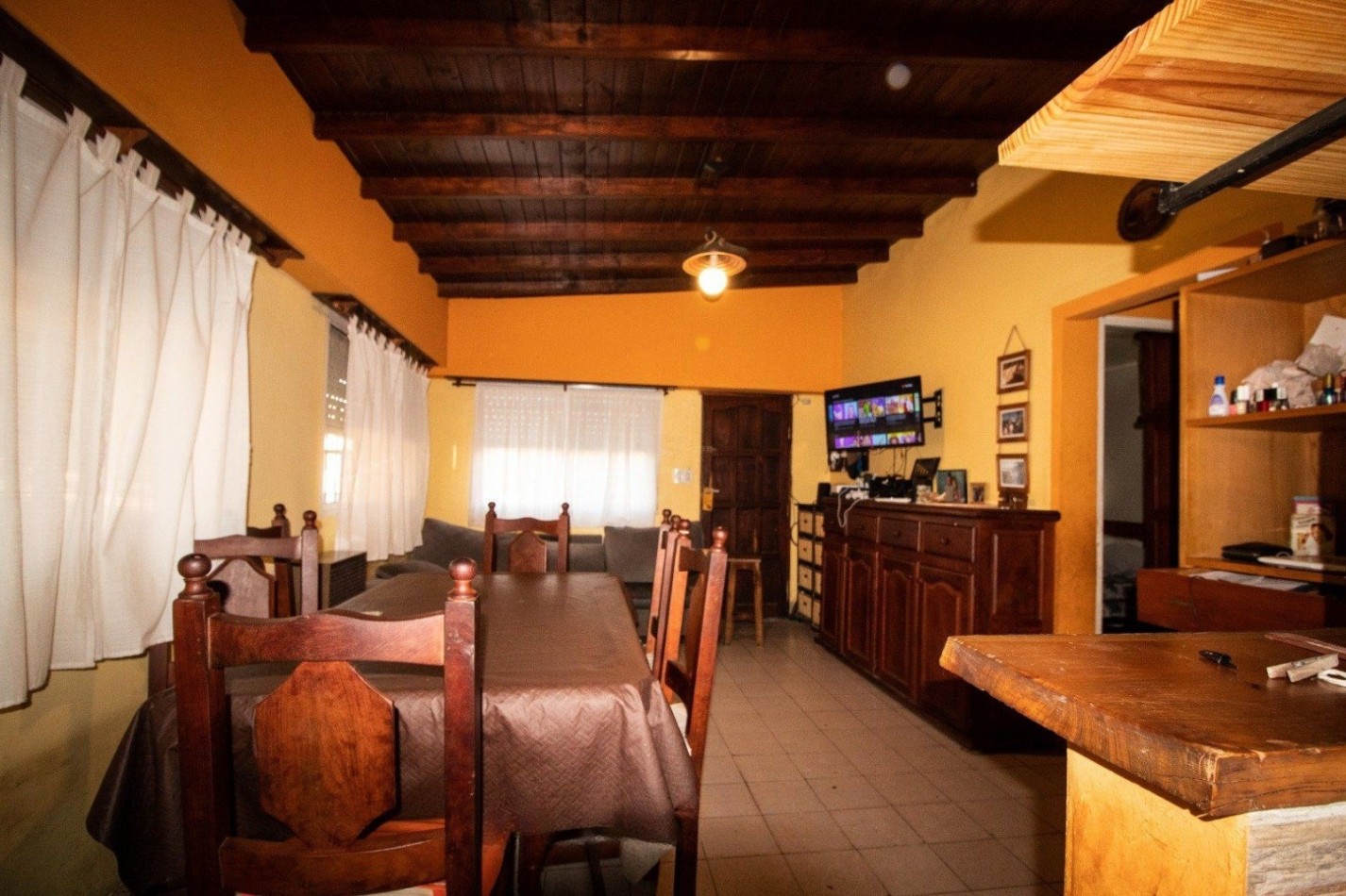 COMPLEJO DE CUATRO UNIDADES BARRIO SANTA RITA. IDEAL RENTAS. ESCUCHA PROPUESTAS. EN BLOCK