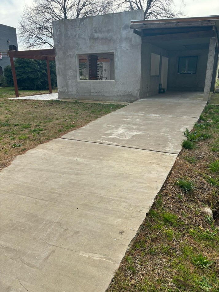 CASA A DE 4 AMBIENTES A TERMINAR EN BARRIO COSTA DEL SOL. PLANOS APROBADOS