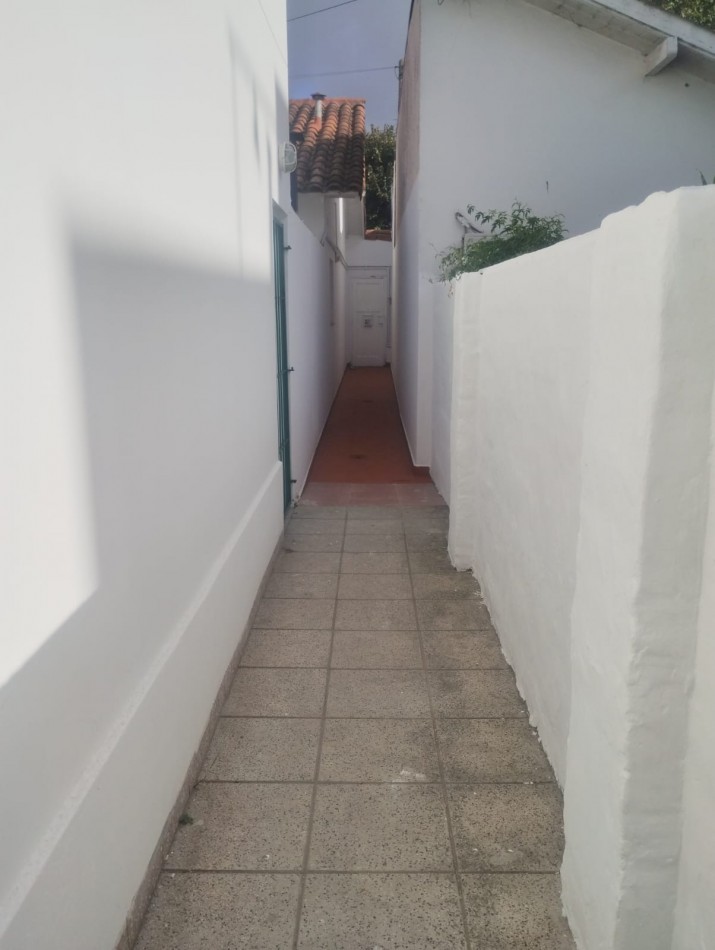 PH DE 2 AMBIENTES CON AMPLIO PARQUE. CHACO Y LIBERTAD. IMPECABLE ESTADO