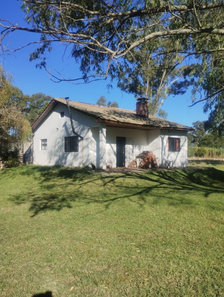 CASAQUINTA DE 4 AMBIENTES CON GALPONES A RECICLAR. BARRIO EL CASAL. OPORTUNIDAD