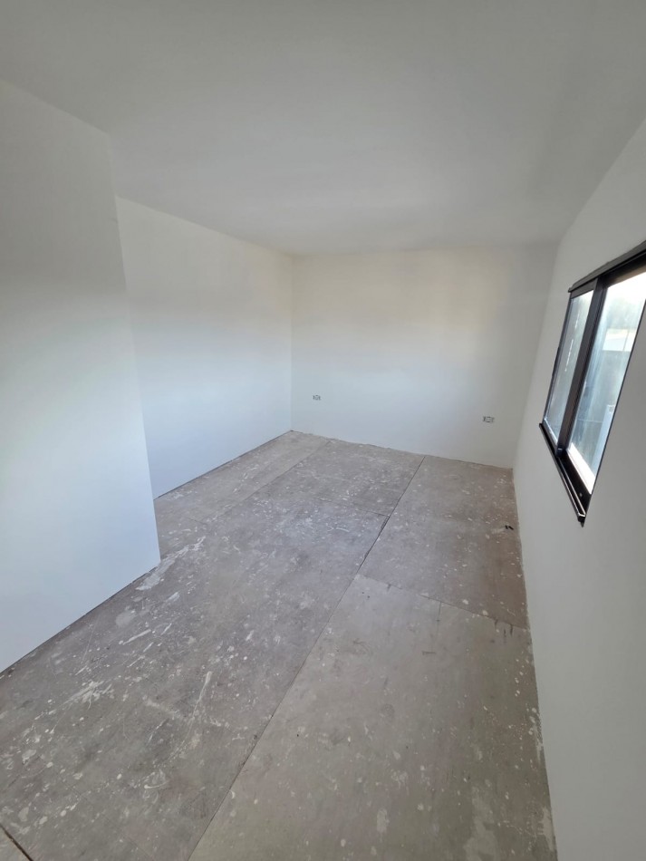 PH EN VENTA. 3 AMBIENTES A ESTRENAR. PRIMER PISO POR ESCALERA. DON BOSCO