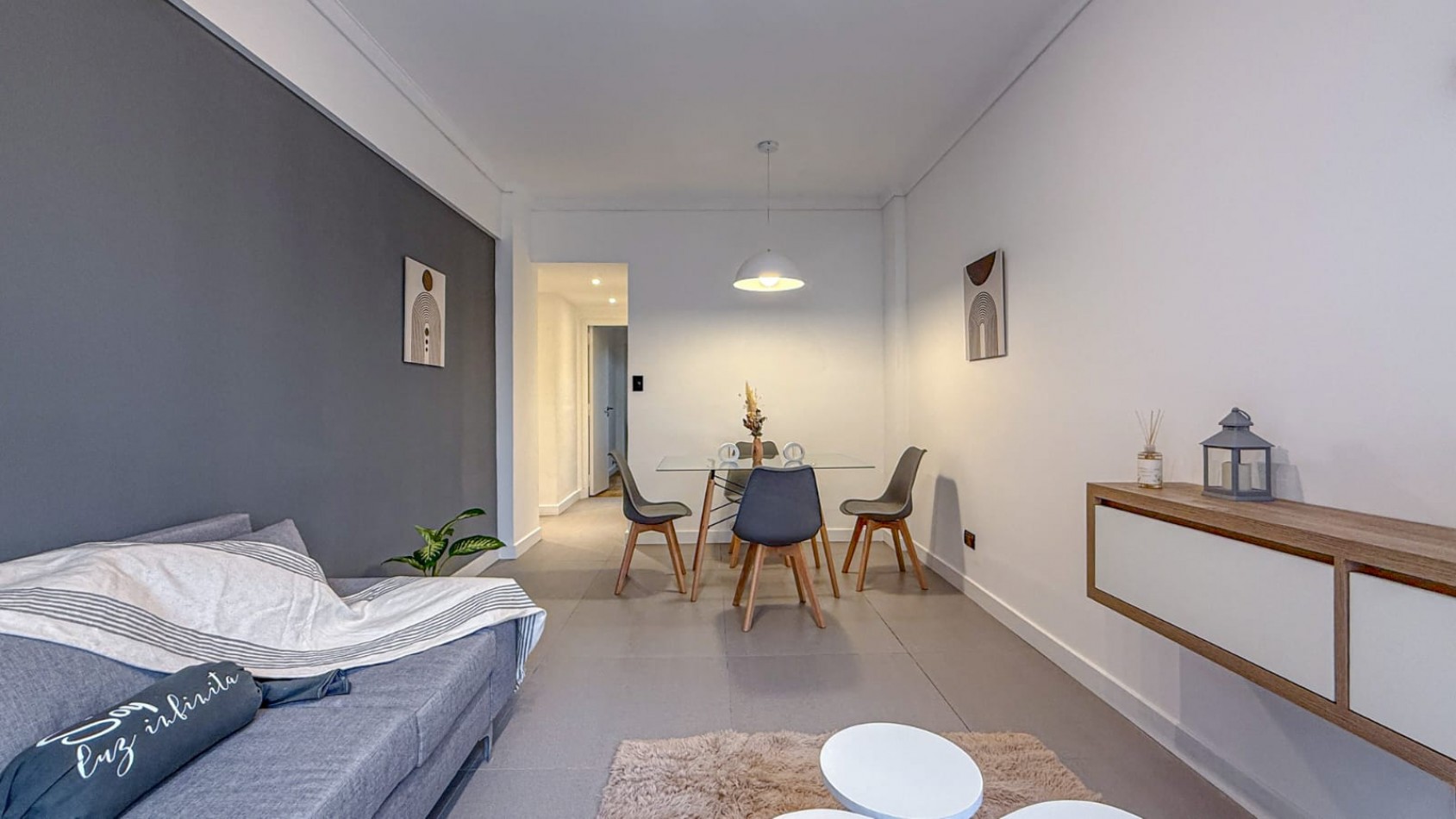 DEPARTAMENTO DE 2 AMBIENTES CON DEPENDENCIA. A LA CALLE CON BALCON.