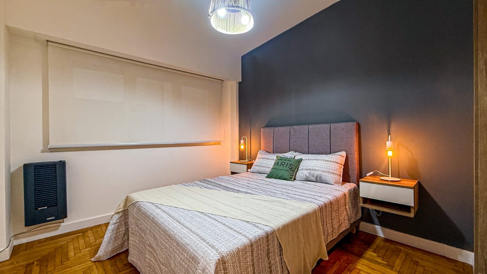 DEPARTAMENTO DE 2 AMBIENTES CON DEPENDENCIA. A LA CALLE CON BALCON.