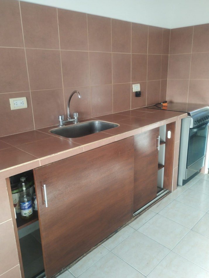 ALQUILER 24 MESES. PH 2 AMBIENTES EN PRIMER PISO POR ESCALERA. TROTADORA. PUNTA MOGOTES