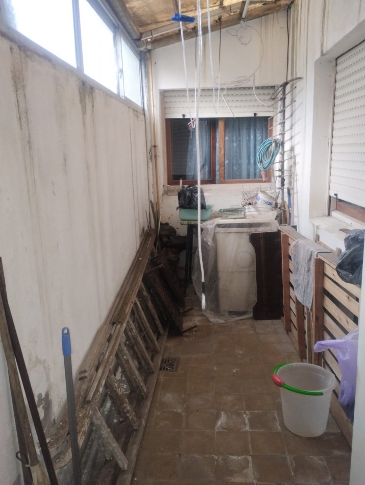 PH DE 2 AMBIENTES AMPLIOS CON PATIO Y JARDIN. PUNTA MOGOTES