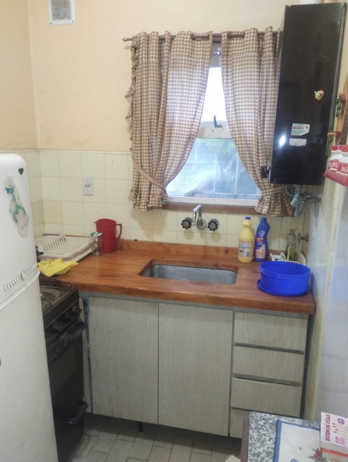 PH DE 2 AMBIENTES AMPLIOS CON PATIO Y JARDIN. PUNTA MOGOTES