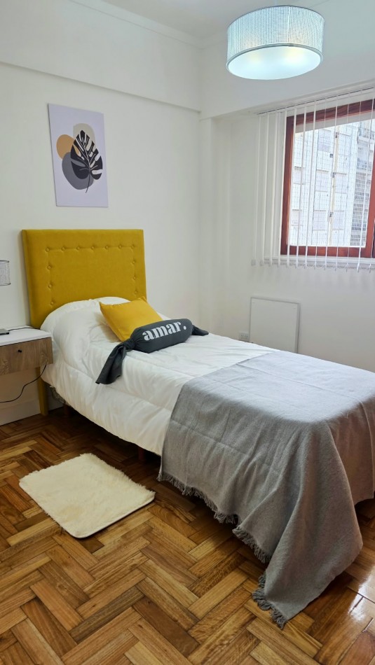 DEPARTAMENTO DE 3 AMBIENTES CON BALCON Y COCHERA FIJA