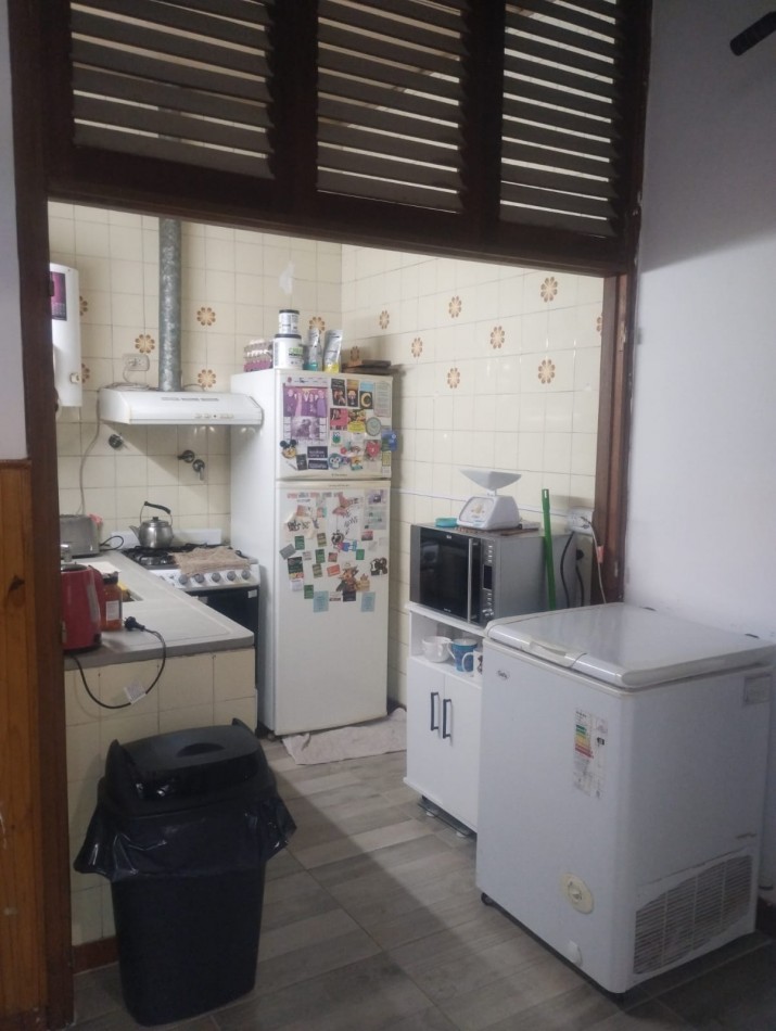 CASONA 3 AMBIENTES CON DEPENDENCIA. LA PERLA