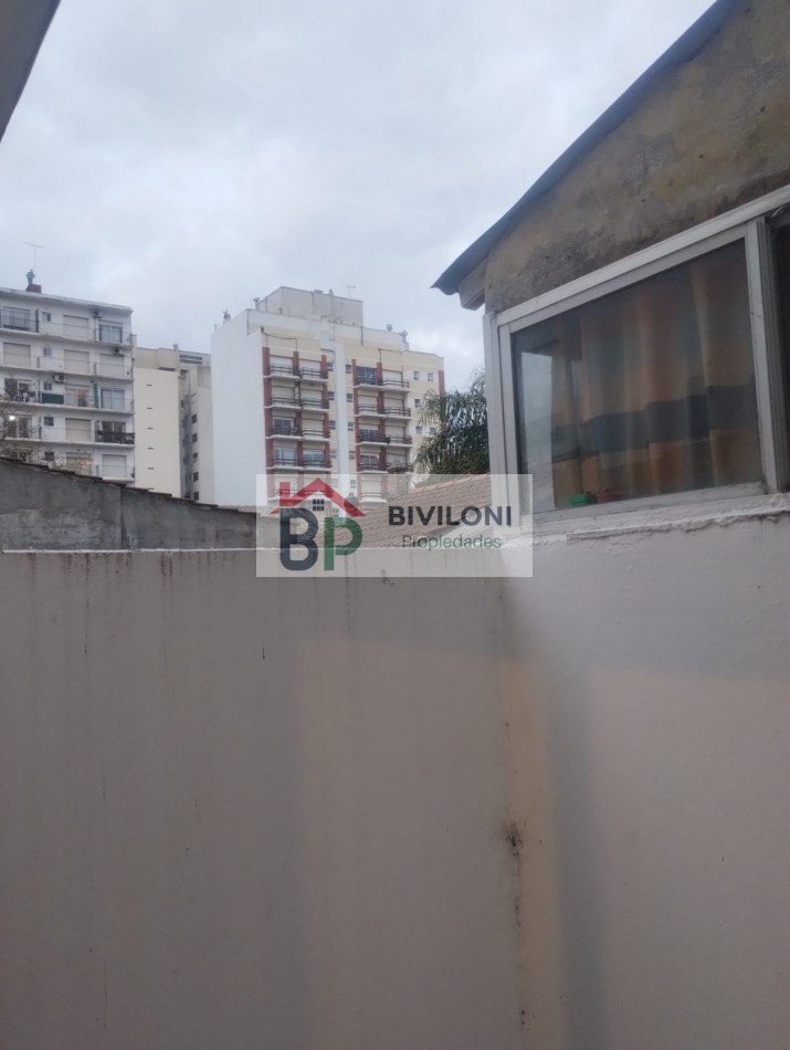 DEPARTAMENTO DE 2 AMBIENTES CON DOS PATIOS. ZONA GUEMES. FINANCIA EL 50% .