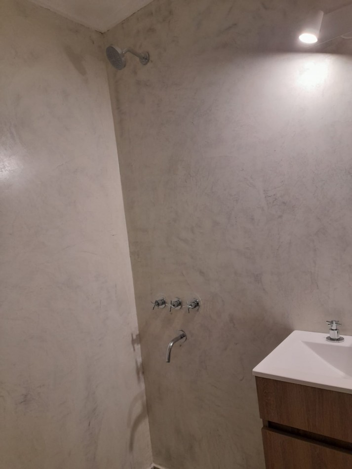 CHALET EN PH 4 AMBIENTES RECICLADO. CON RENTA. BARRIO CONSTITUCION. APTO CREDITO