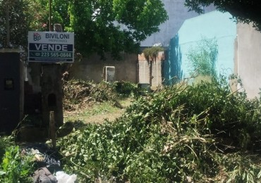 LOTE EN VILLA PRIMERA. A METROS DE LIBERTAD Y JARA. 222 METROS. ZONIFICACION C1.
