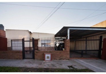 COMPLEJO DE CUATRO UNIDADES BARRIO SANTA RITA. IDEAL RENTAS. ESCUCHA PROPUESTAS. EN BLOCK