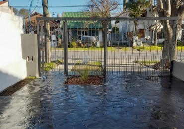 CHALET EN PH 4 AMBIENTES RECICLADO. CON RENTA. BARRIO CONSTITUCION. APTO CREDITO