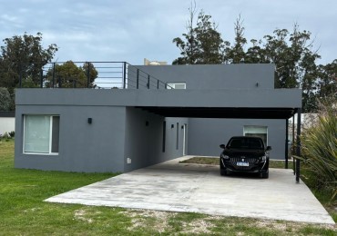 CASA  DE 4 AMBIENTES EN COUNTRY COSTA DEL SOL. MAR CHIQUITA. APTO CREDITO. FINANCIACION DUEÑO DIRECTO